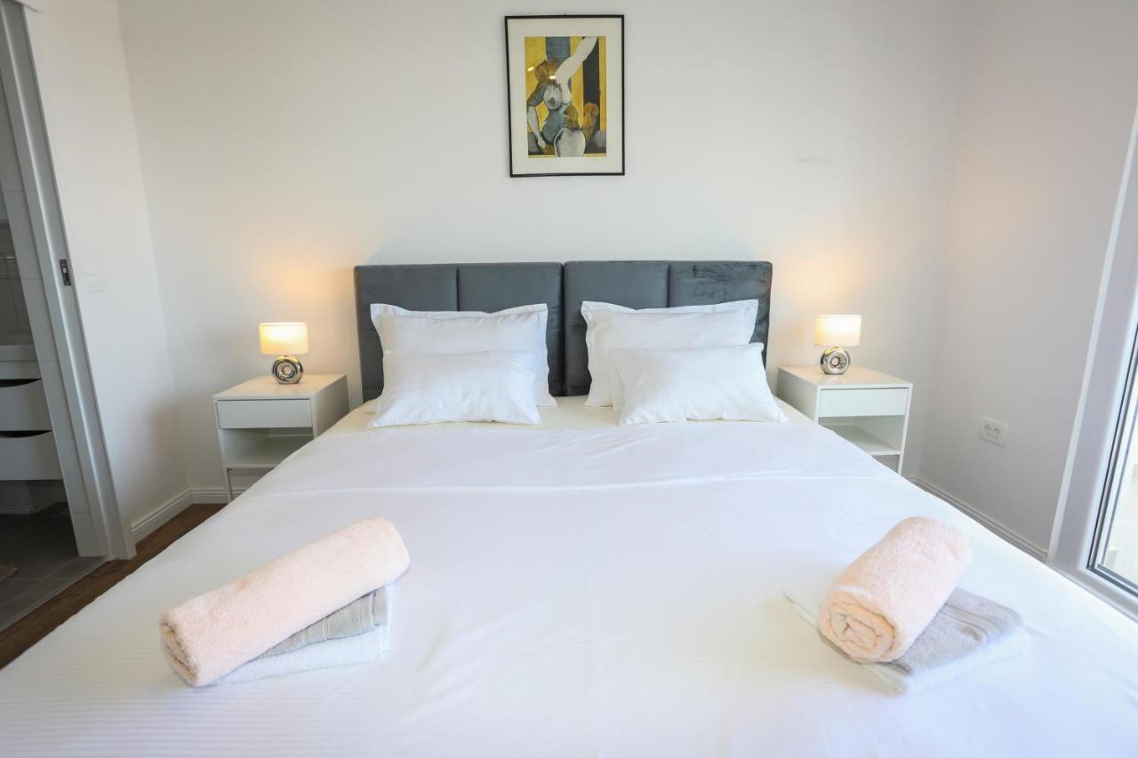חוואר Stella Maris, Hvar - Rooms With A Balcony And A Stunning Sea View מראה חיצוני תמונה