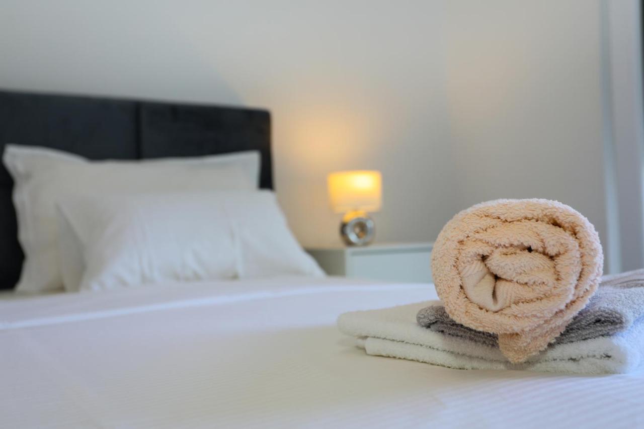 חוואר Stella Maris, Hvar - Rooms With A Balcony And A Stunning Sea View מראה חיצוני תמונה